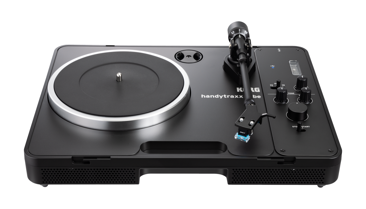 Korg Turntable, Handytraxx Tube, Speaker, Nutube, Battery Operated