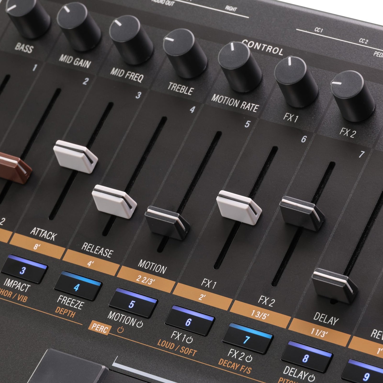 Kurzweil – K2061 – Synthesizer
