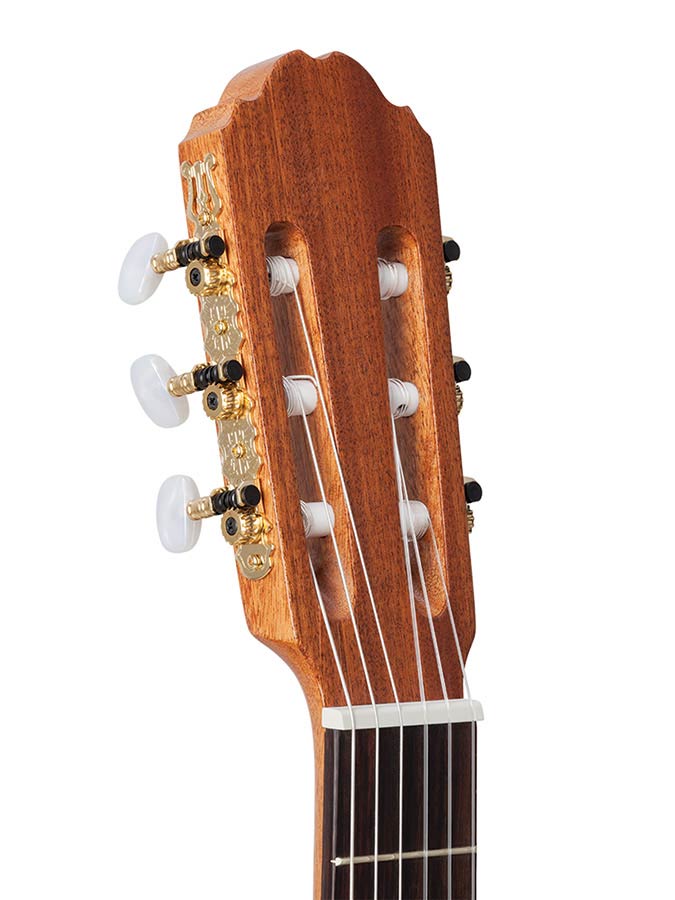 Kremona - R65S - Classic Guitar Solid Spruce and Walnut
