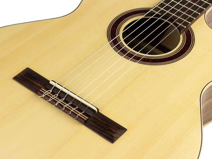 Kremona - R65CW - Classic Guitar Solid Spruce and Walnut