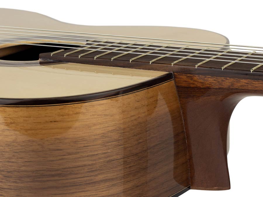 Kremona - RONDO RS - Classic Guitar Solid Spruce and Solid Walnut