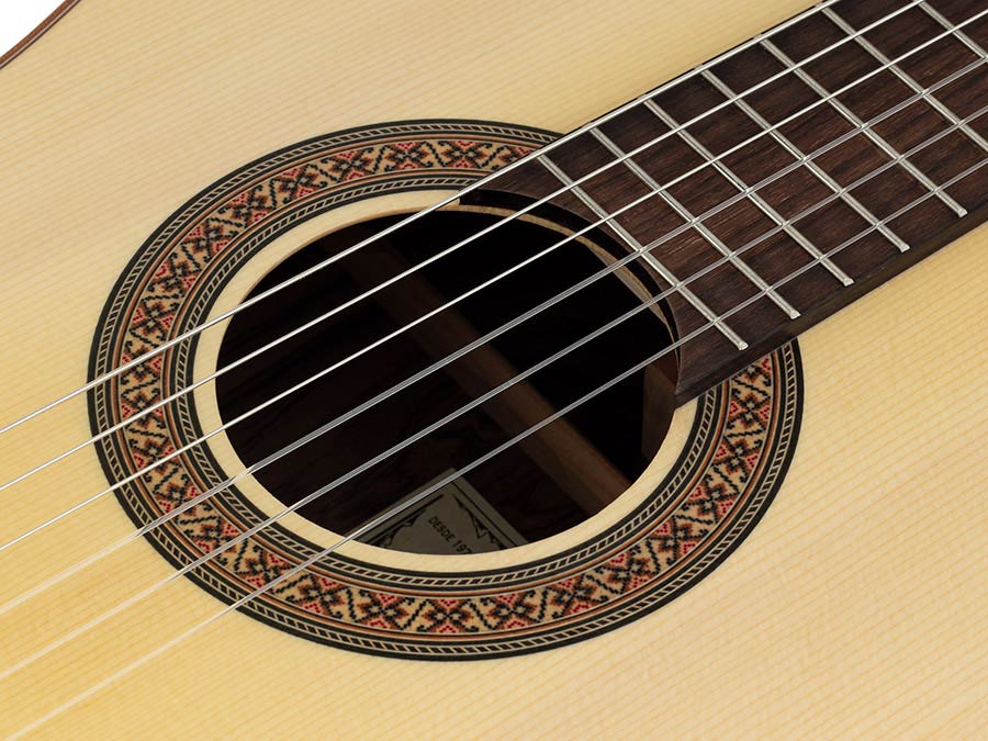 Salvador Cortez - Rosa S - Classic Guitar Solid European Spruce Top + Indian Rosewood