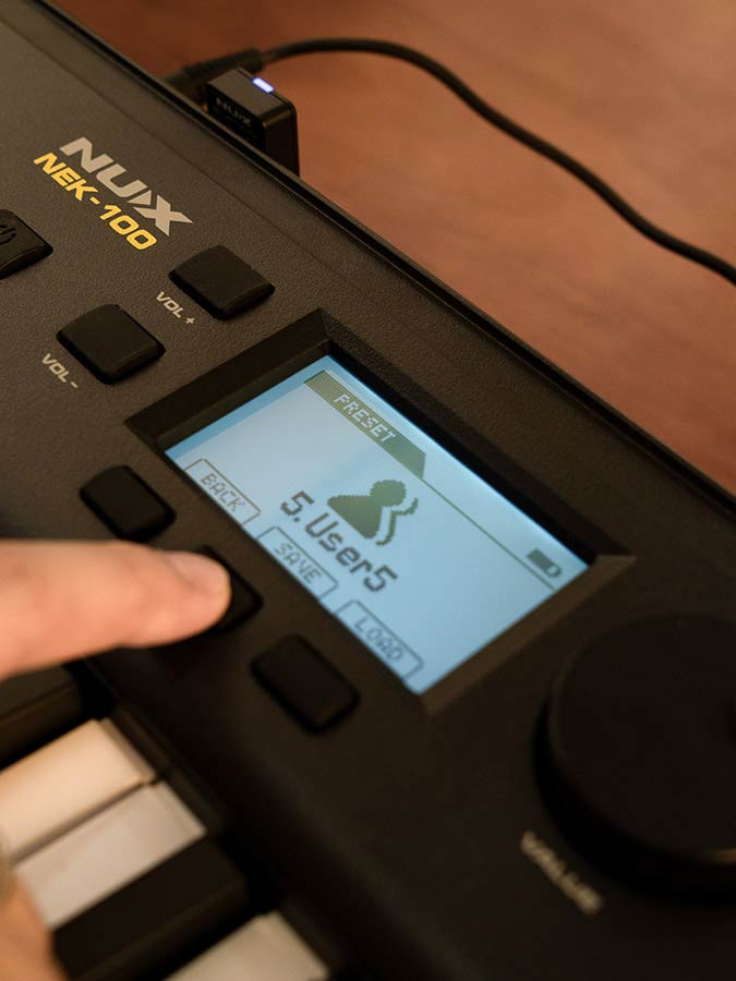 NUX NEK-100 Portable Keyboard with 61 Touch-Sensitive Keys