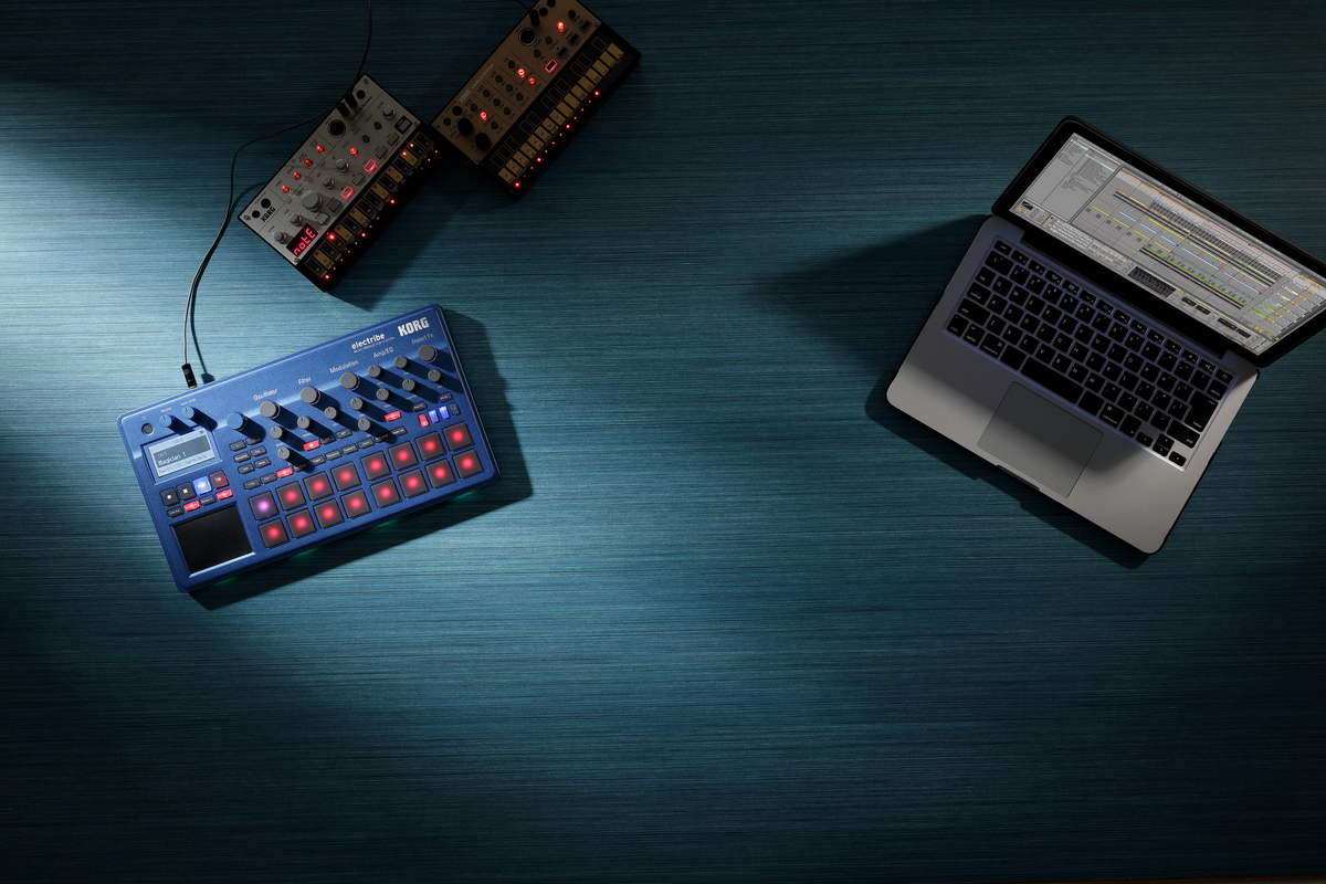 Korg Synthesizer, digitaal, ELECTRIBE2B, 400 Sounds, blauw