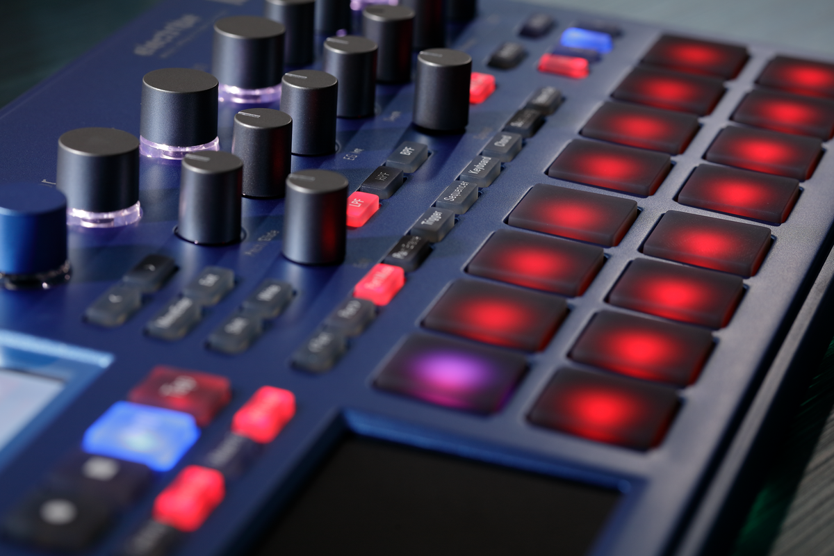 Korg Synthesizer, digitaal, ELECTRIBE2B, 400 Sounds, blauw
