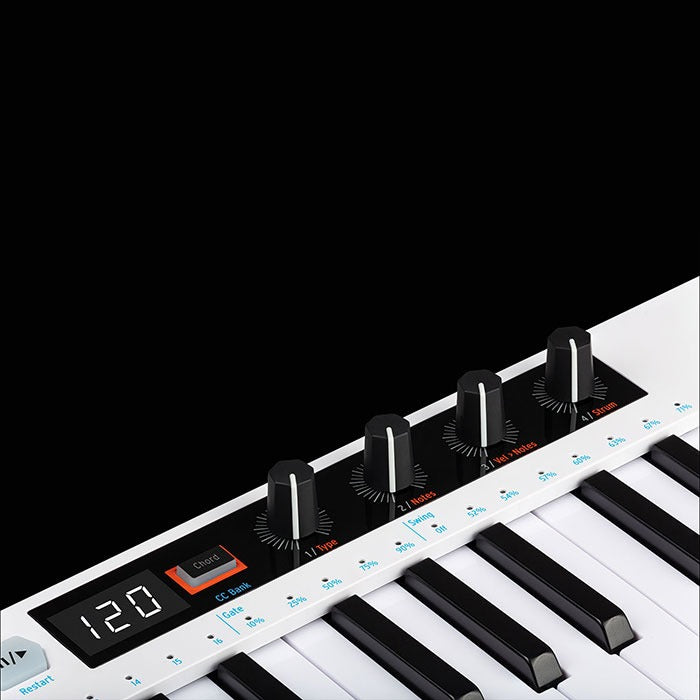 Arturia - Arkeystep37 - Keyboard Controller with A Polyphonic Step Sequencer