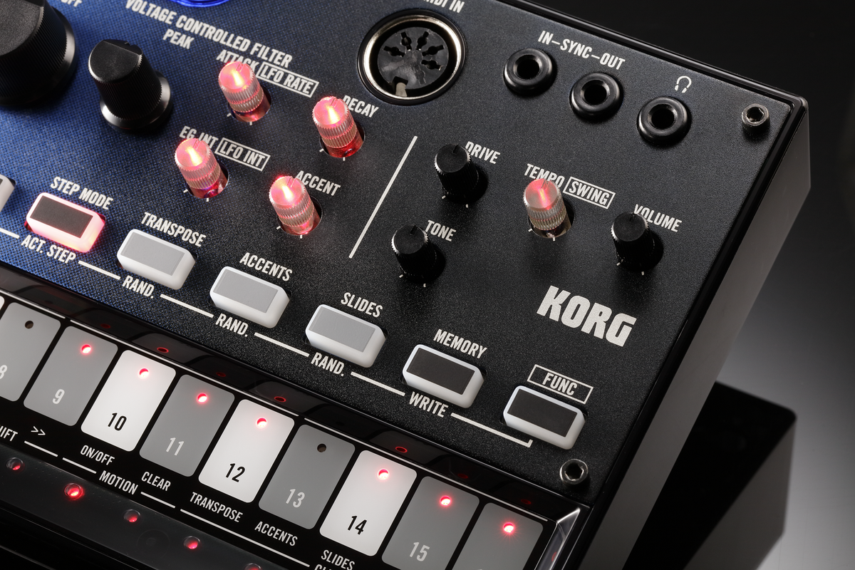 Korg Synthesizer, analoog, volca nubass, Vacuum Tube Synthesizer, Sequencer