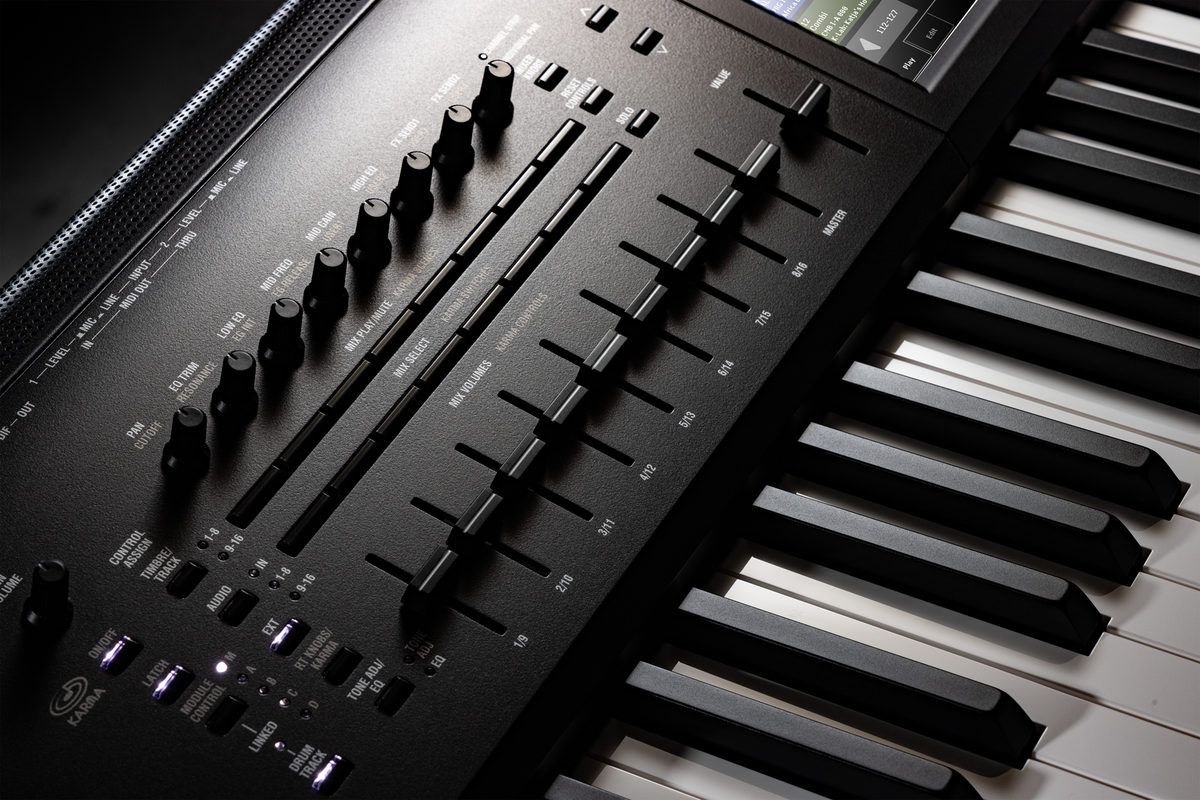 Korg Synthesizer, digitaal, KRONOS 2025, Sampler, 61 toetsen