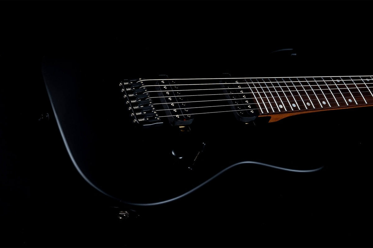 JET Guitars JS-507 BK Stygian – elektrische gitaar – S-stijl 7-snarige Stygian HH Satijn Zwart, palissander toets