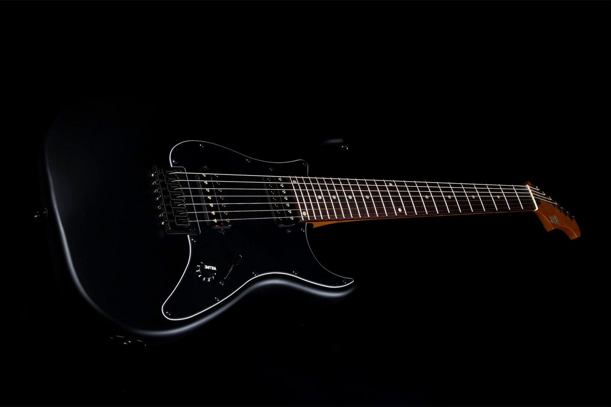 JET Guitars JS-407 MBK R – elektrische gitaar – S-stijl 7-snarige HH mat Zwart, palissander toets