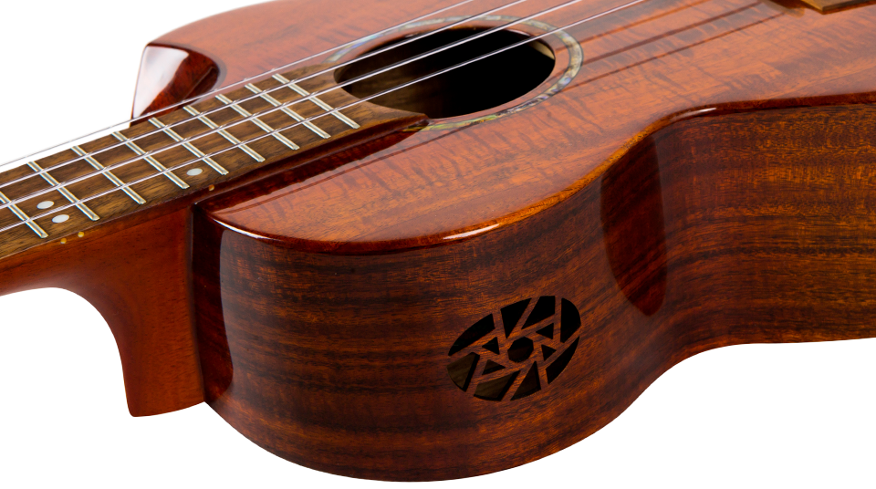 Flight MUSTANG TENOR EQ -A – elektro-akoestische tenorukelele
