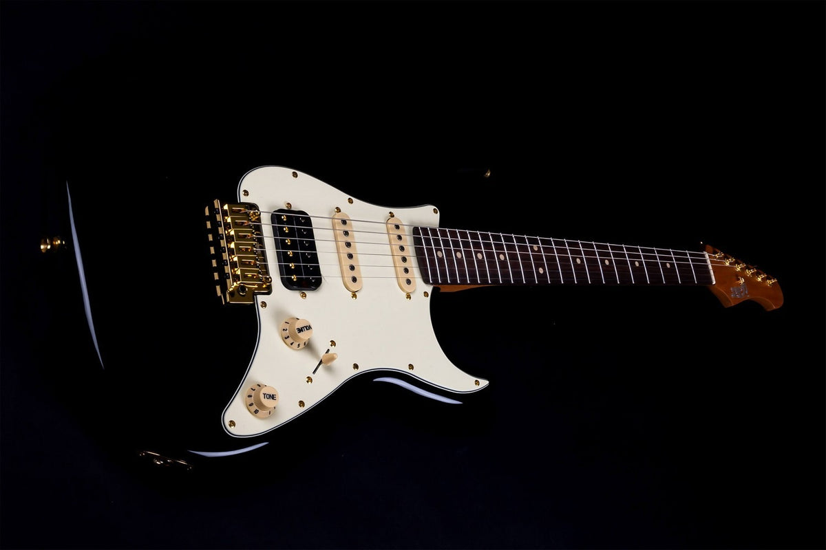 JET Guitars JS-480 BK G – elektrische gitaar – S-stijl HSS Zwart/Goud hardware, palissander toets