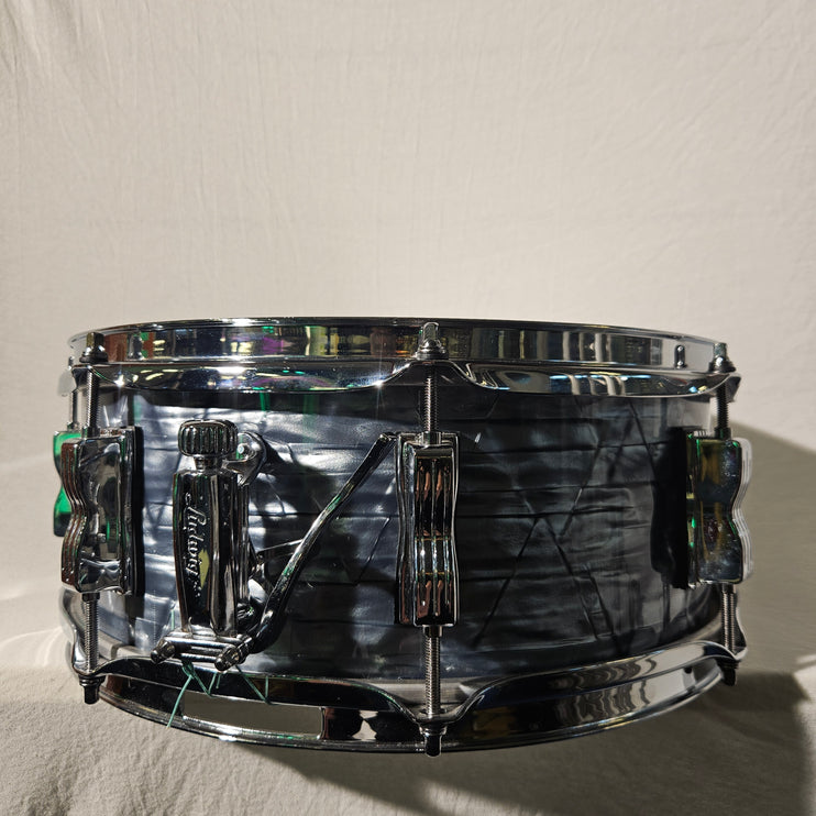 LUDWIG Jazz Fest 14x5.5 snare drum