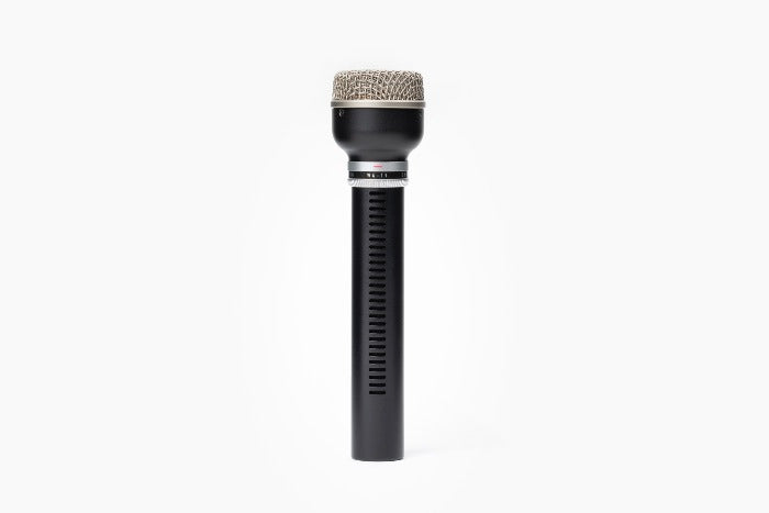 Warm Audio - WA19B - De Warm Audio Wa-19 Is Een Dynamische Studiomicrofoon Die De Beroemde Akg D19 Uit De Jaren 60 Getrouw Nabootst