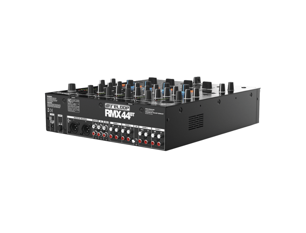 Reloop RMX-44BT Ideaal voor als het feestje in een karaoke veranderd