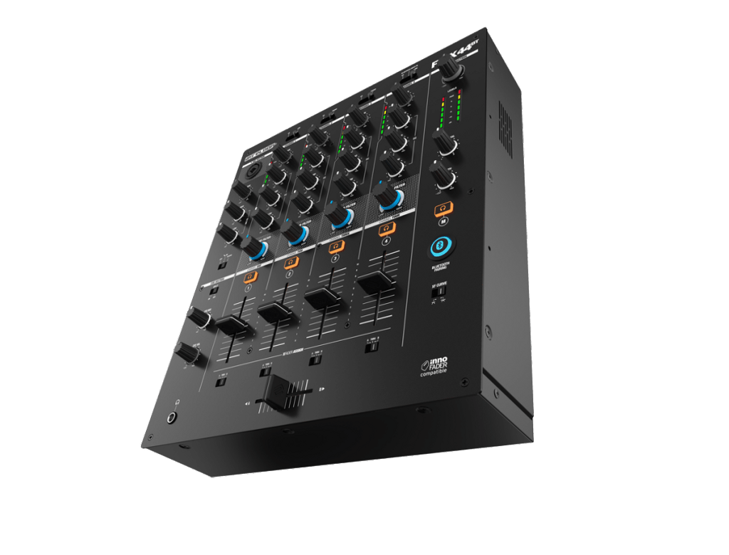 Reloop RMX-44BT Ideaal voor als het feestje in een karaoke veranderd