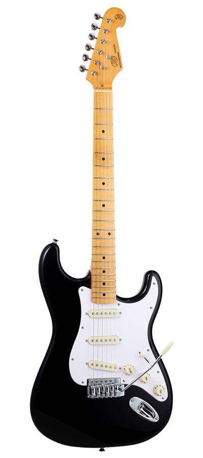 SX SST57 elektrische gitaar met tas – zwart