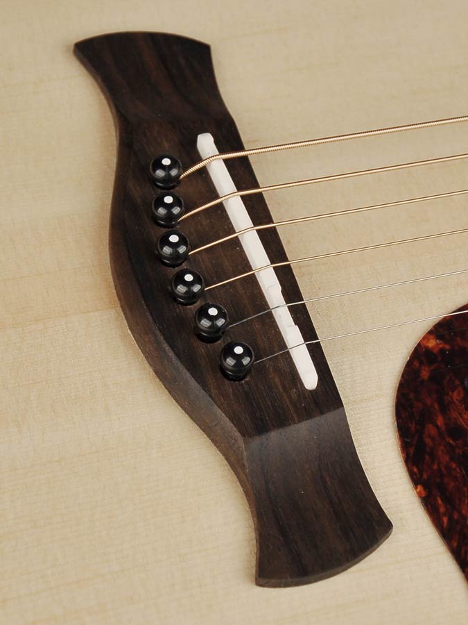 Richwood - A-20-E - Handmade Auditorium Ooo Guitar