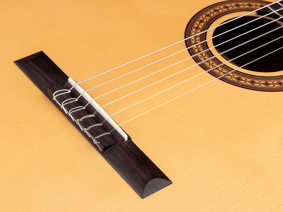 Salvador Cortez CS-32 Solid Top Artist Series Klassieke Gitaar Sparren – afbeelding 4