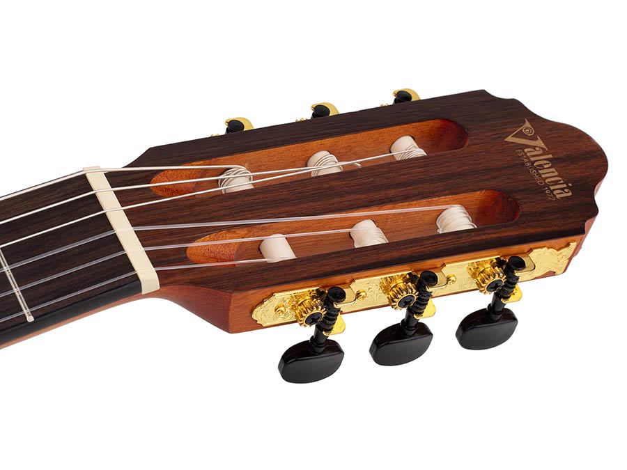 Valencia - VC304 - Classic Guitar 4/4 – Mahogany, Natural