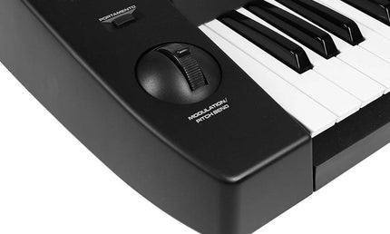 keyboard, 76 touch sensitive keys, 2 x 40 watt