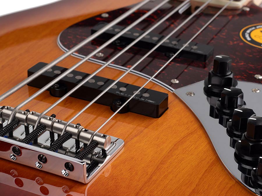 Sire Basses - V7+ A5f/ts - Fretless Alder 5-String Active Bass Guitar – Tobacco Sunburst