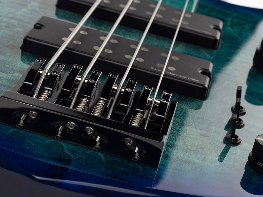 Sire Basses - M7+ A4f/tbl - Fretless Alder + Solid Maple 4-String Bass Guitar – Transparent Blue