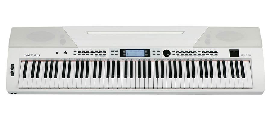 digital stage piano with accompaniment, 88 keys hammer action (K6), 2 x 20 watt - white