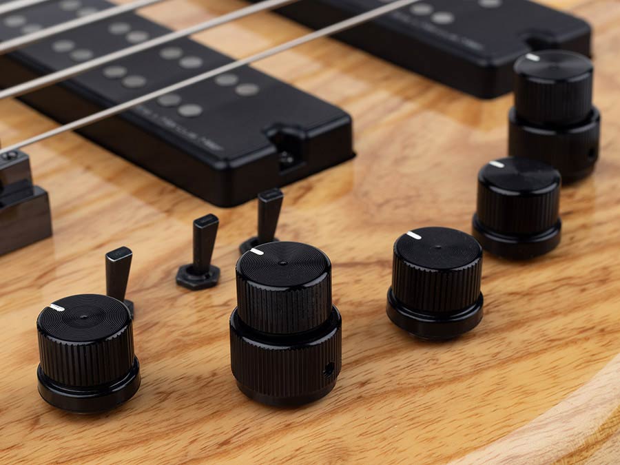 Sire Basses - M5+ S4/nt - Swamp Ash 4-String Active Bass Guitar – Natural