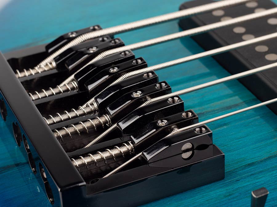 Sire Basses - M5+ S5/tbl - Swamp Ash 5-String Active Bass Guitar – Transparent Blue