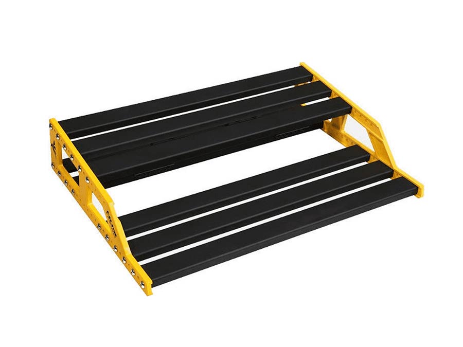 pedal board Bumblebee L, 445mm(W)x320mm(D)x90mm(H), with carry bag