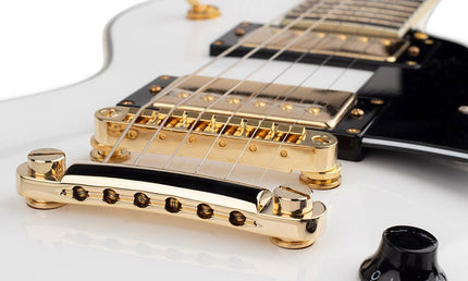 electric guitar L-style white