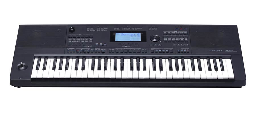 digital workstation, 61 touch sensitive keys, 2 x 25 watt + 2 x 15 watt