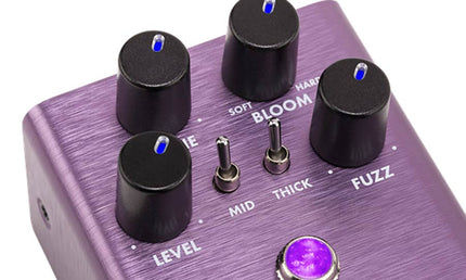 The Pelt Fuzz, effects pedal for guitar or bass