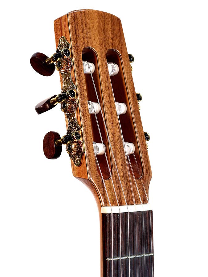 Kremona - KIANO - Classic Guitar Solid Spruce and Walnut