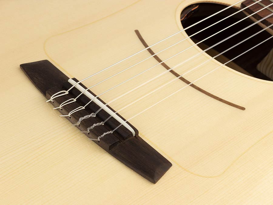 Kremona - DAIMEN - Classic Guitar Solid Spruce and Walnut