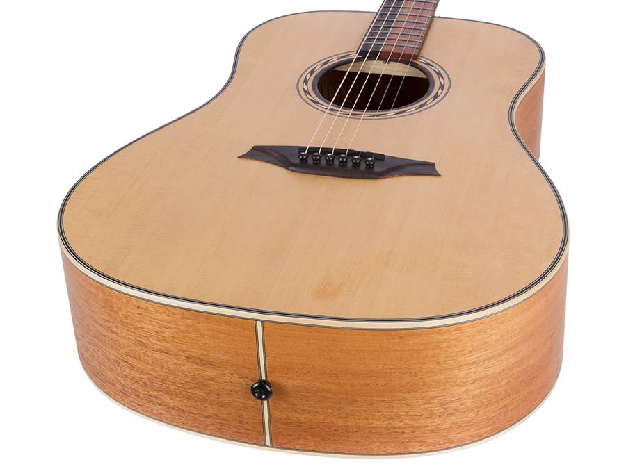 dreadnought guitar with solid spruce top, mahogany back & sides, amara ebony fb, natural