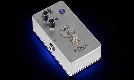 UOMO VITRUVIANO chorus/ phaser, handbuilt analog effects pedal, new old stock parts