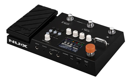 guitar/bass amp modeling processor and multi effect with USB recording interface