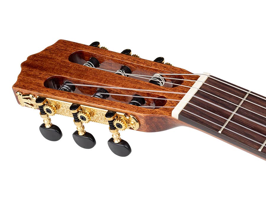 Salvador Cortez - Maya Cl - Classic Guitar Solid Canadian Cedar Top + Sapele