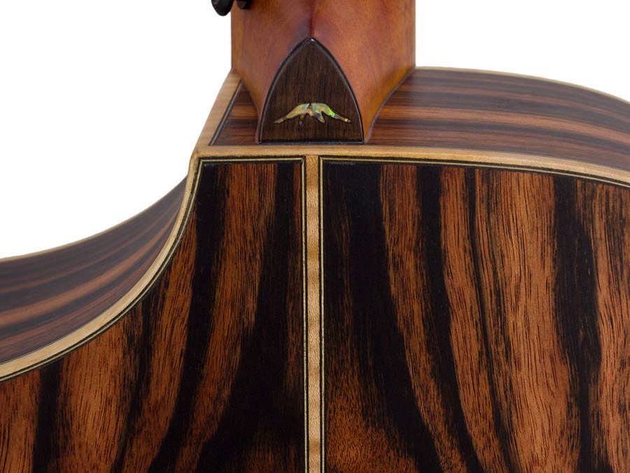 concert guitar all solid tonewoods, amara eb back & sides & fb, Fishman, natural, heavy duty bag