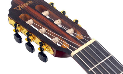 classic guitar 4/4, sitka spruce & mahogany, preamp and cutaway, antique sunburst satin