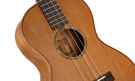 all solid baritone ukulele, natural, with bag