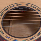 jumbo guitar with solid spruce top, maple b&s, amara ebony fb, with deluxe gigbag and wooden stand