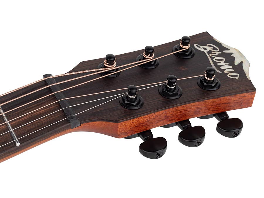 traveller guitar all solid tonewoods, amara ebony b&s & fb, natural, piezo, strap & heavy duty bag