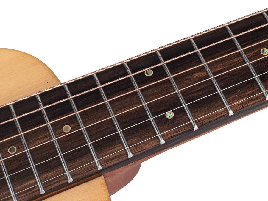 traveller guitar all solid tonewoods, amara ebony b&s & fb, natural, piezo, strap & heavy duty bag