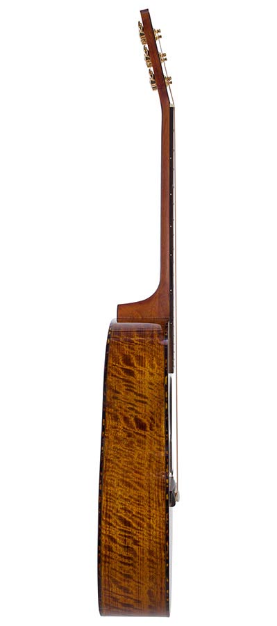 auditorium guitar with solid spruce top, 5A movingui b&s, amara ebony fb, cutaway, EQ and gigbag