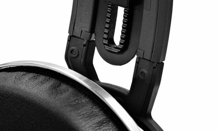 AKG – AKGK812 - Headphone