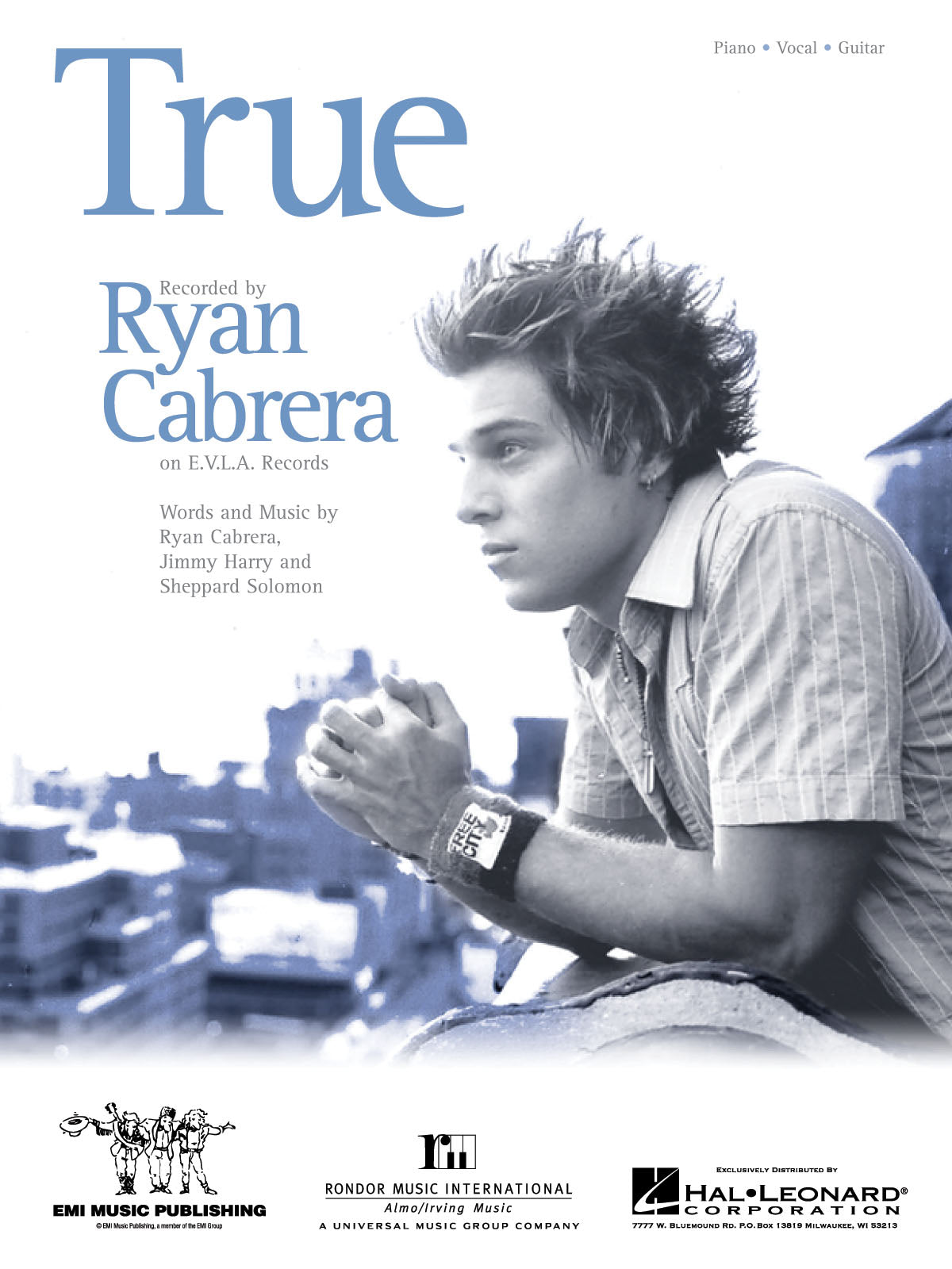 True | Piano, zang en gitaar