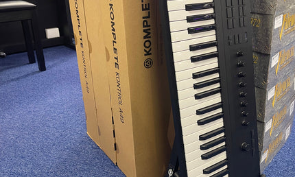 Native Instruments Komplete Kontrol A49 USB/MIDI keyboard